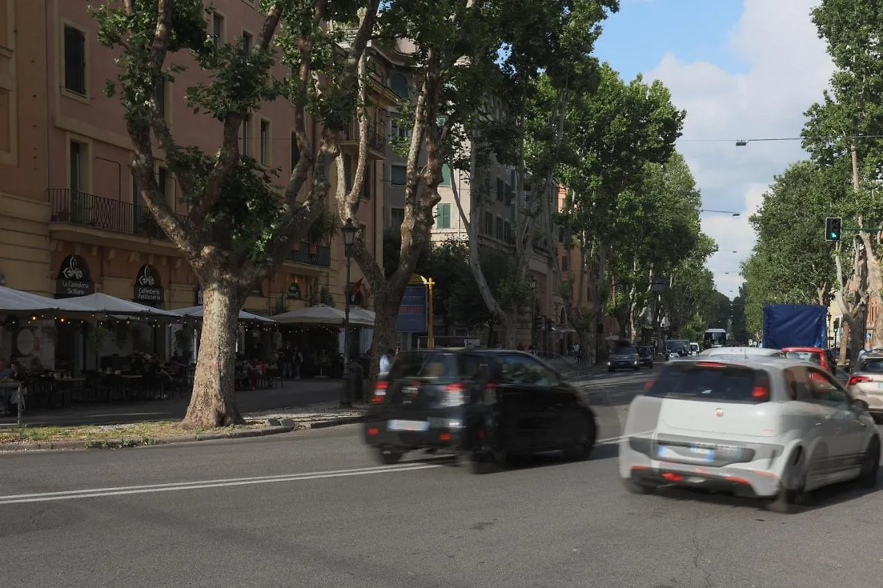 Apartment In Front Of Vatican Museums And Vatican Area - Myden In Rome