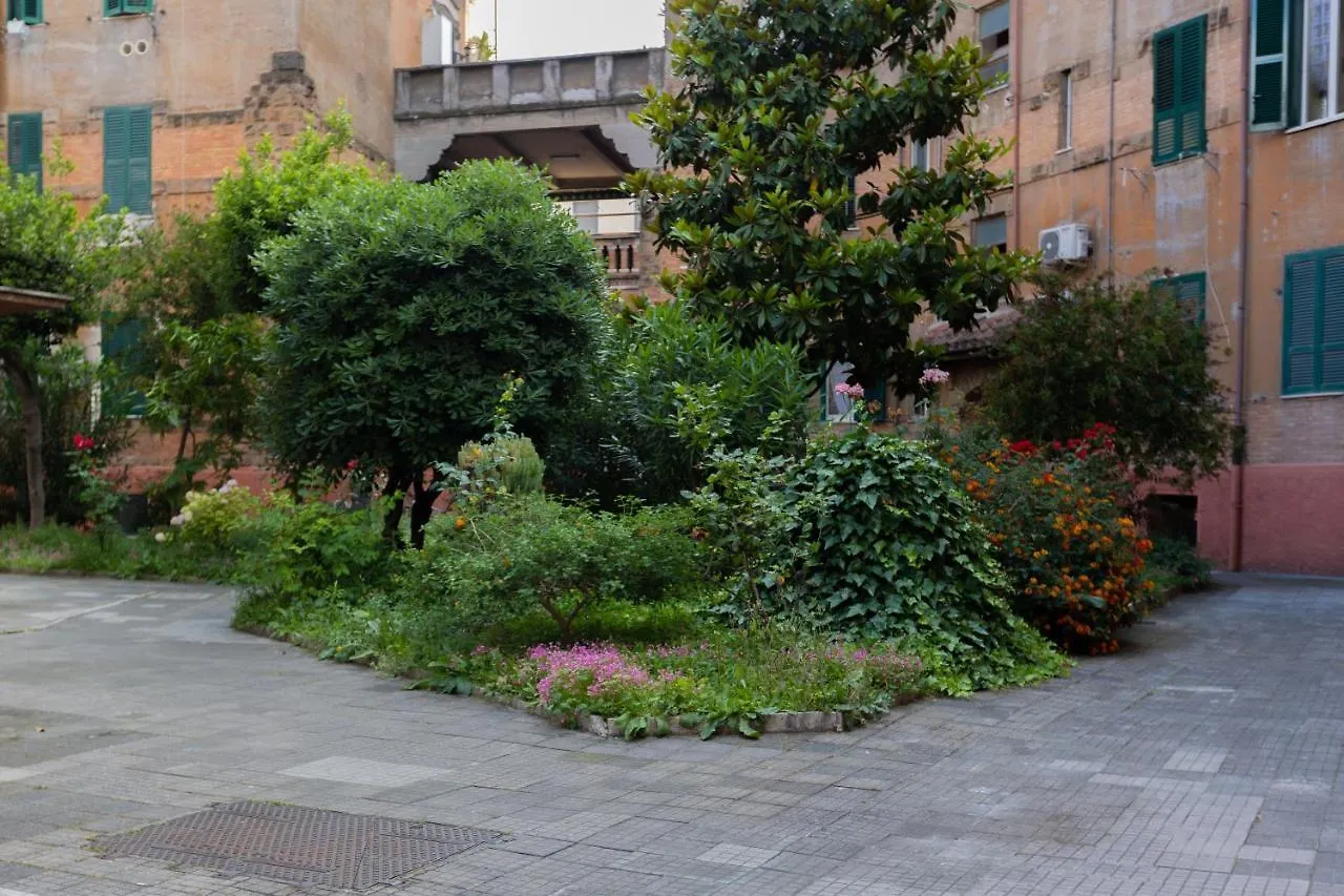 Apartment In Front Of Vatican Museums And Vatican Area - Myden In Rome